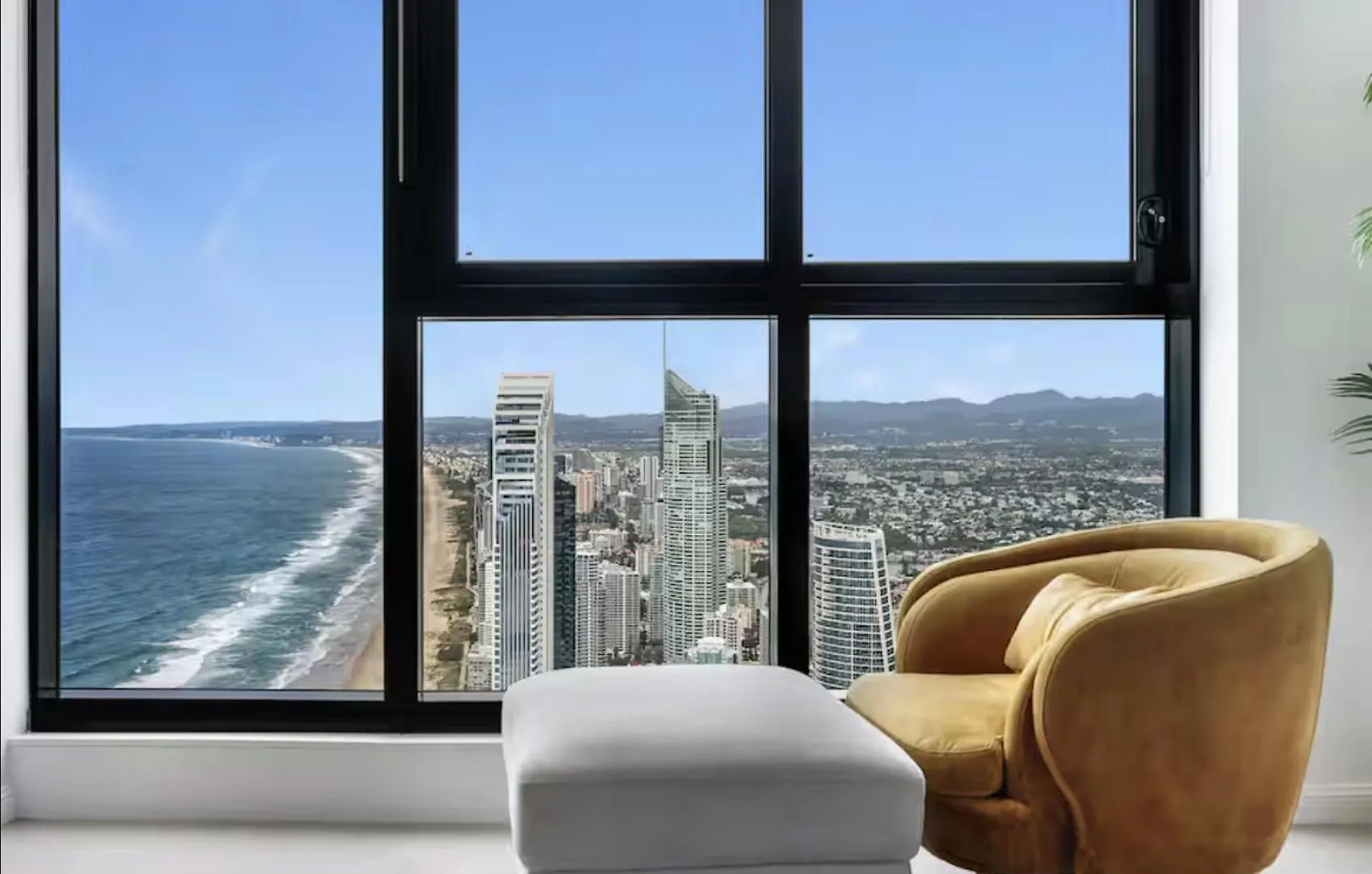 Newest Views On The Beach - Pet Friendly Gold Coast
